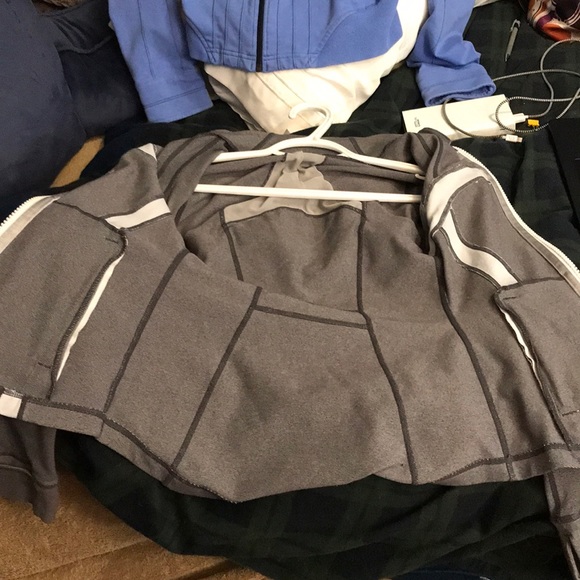 Lululemon Define Jacket - Picture 14 of 14